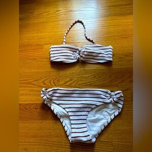 J. Crew women’s crinkle bikini set white and maroon, Size Small / 34B